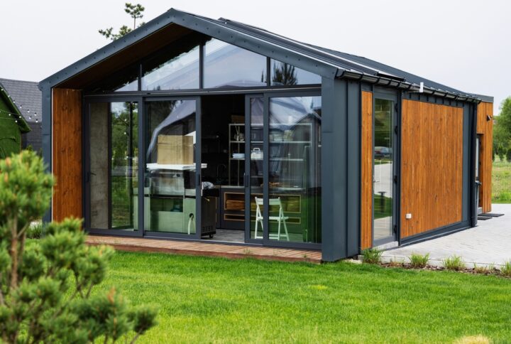 Jak dobrać kolor lazury do elewacji, aby dom wyglądał jak z katalogu architekta?